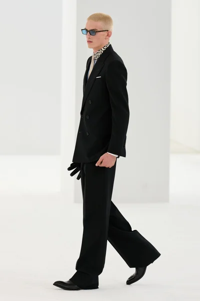 Look 2